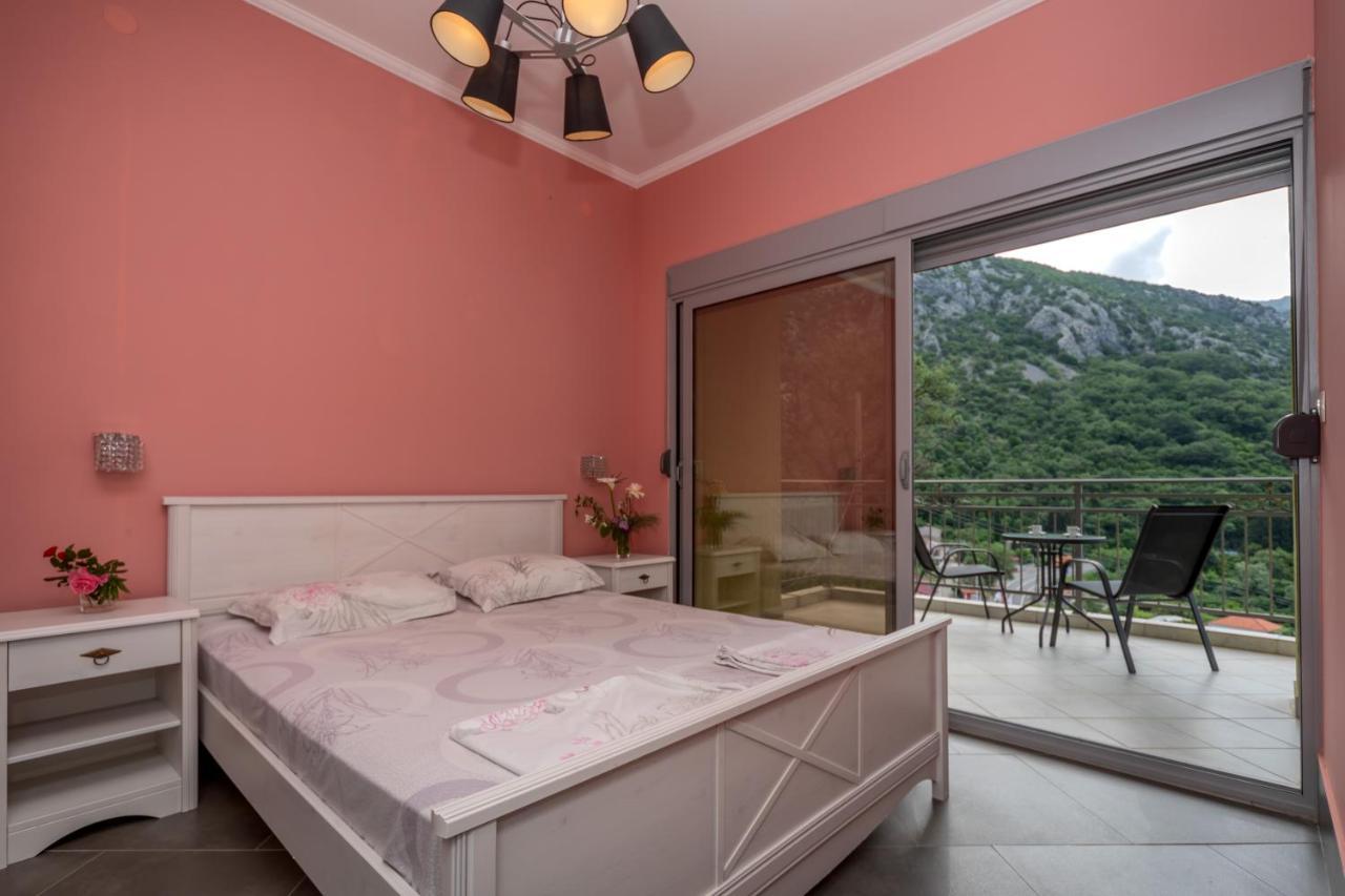 Villa Montenegrina Petrovac 外观 照片