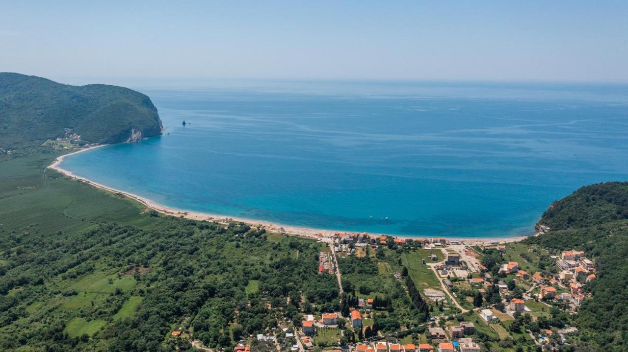 Villa Montenegrina Petrovac 外观 照片