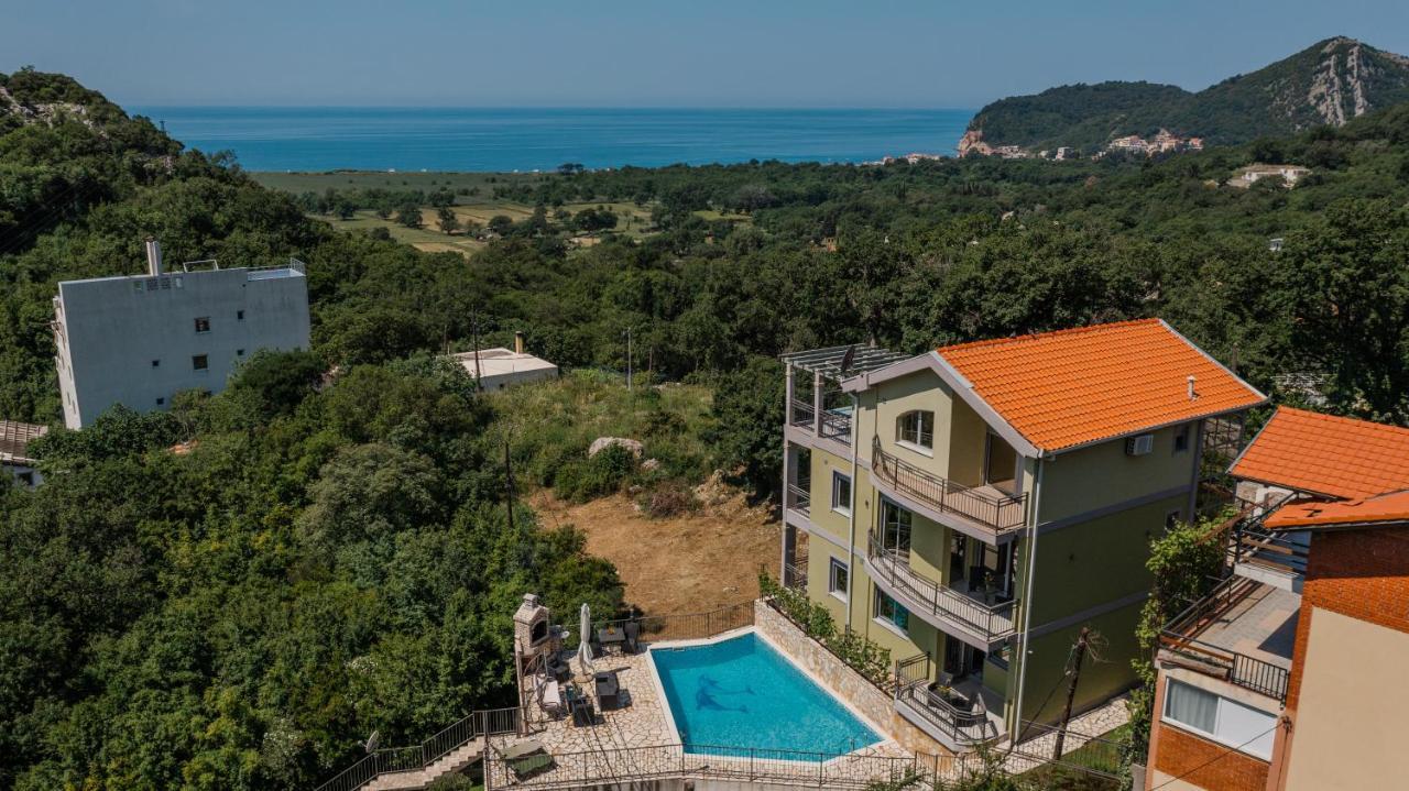 Villa Montenegrina Petrovac 外观 照片