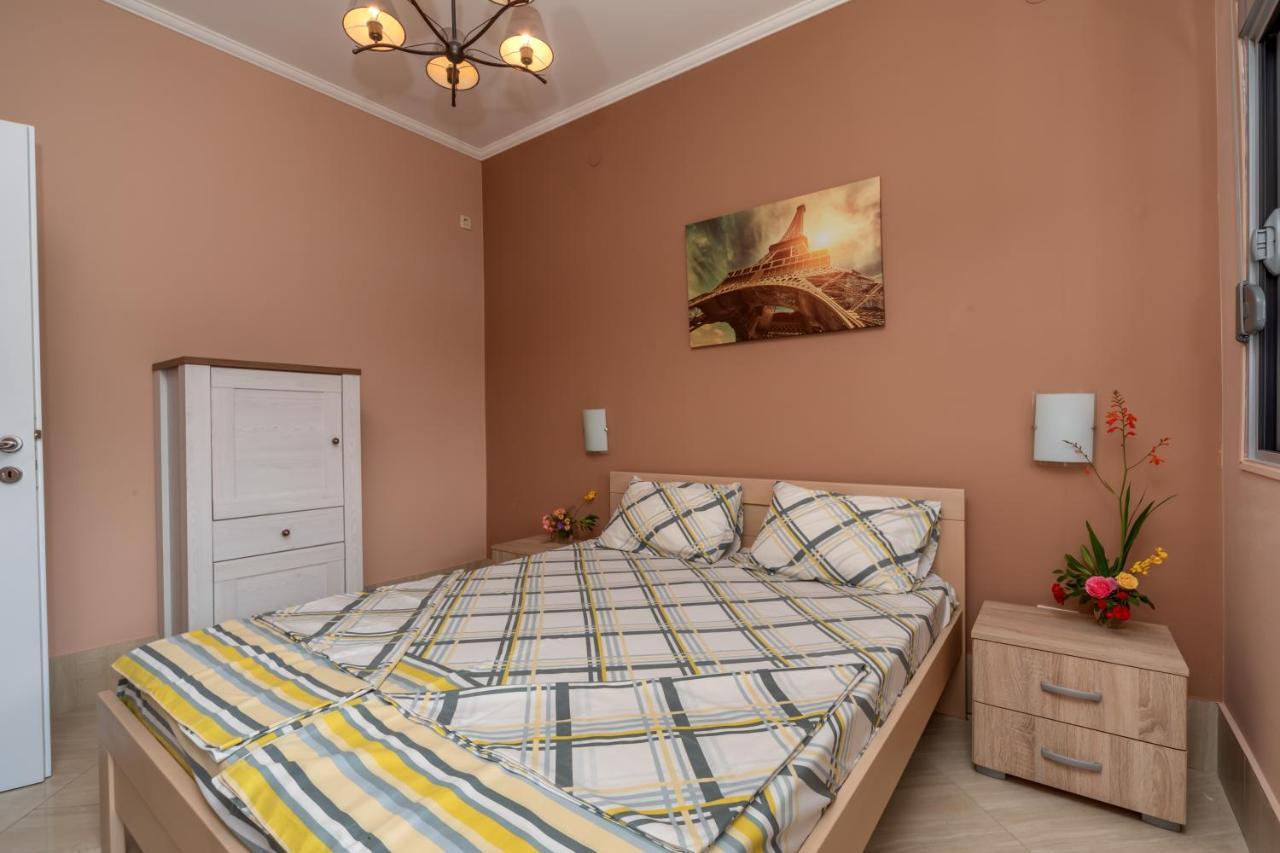 Villa Montenegrina Petrovac 外观 照片